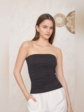 The Workshop Strapless Ruched Tube Top - Black